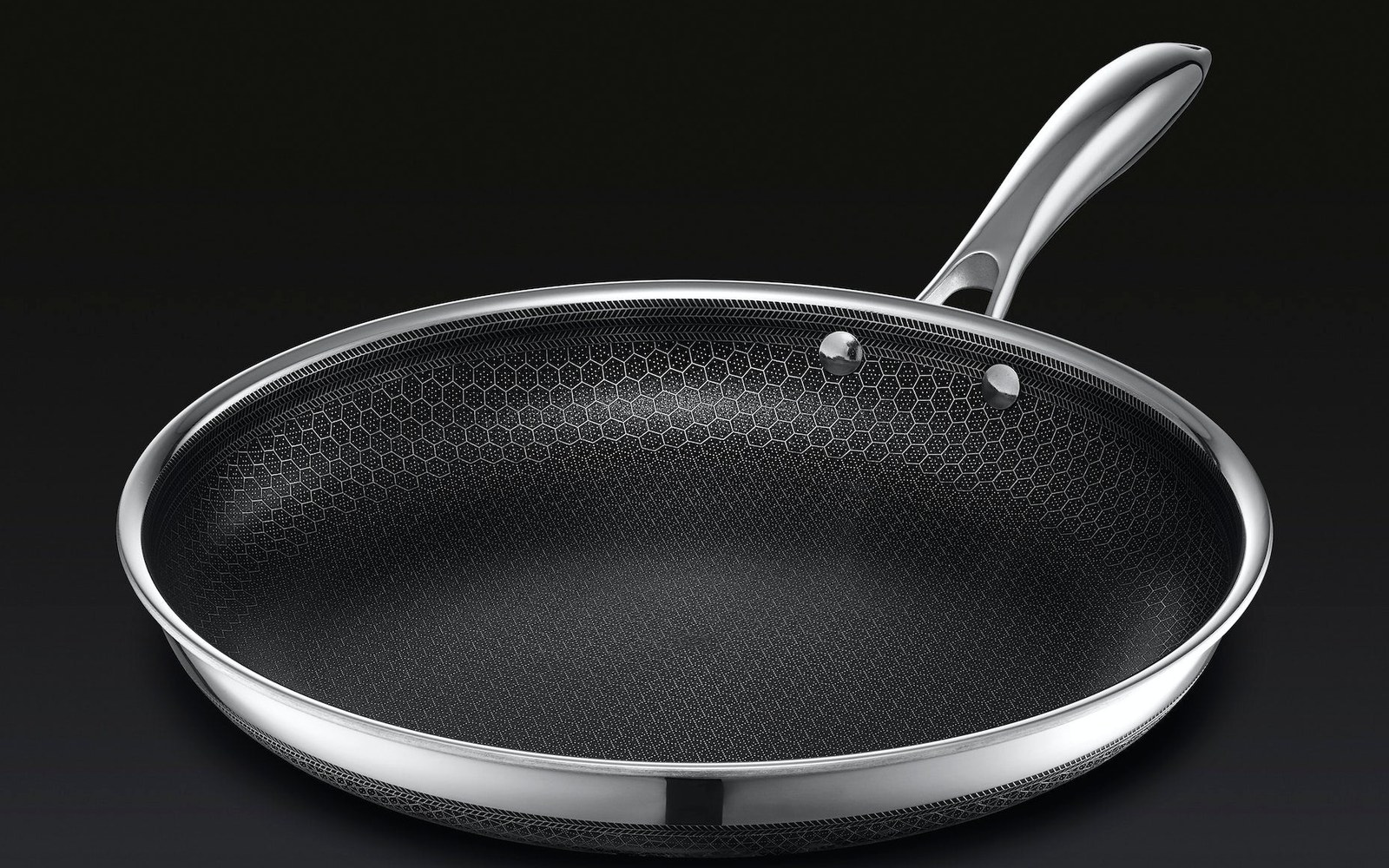 HexClad hybrid fry pan, 12 inch